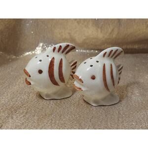 Vintage Ceramic Salt Pepper Shakers MCM Kitschy Kitchen Fish Beach Souvenir